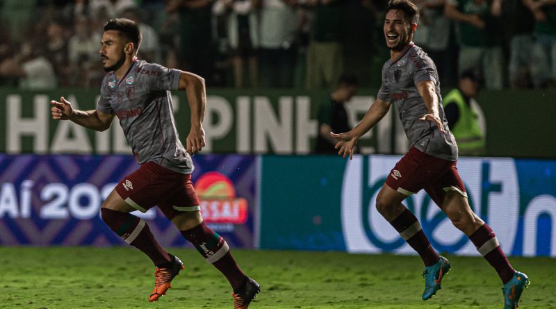 Willian Bigode marcou gol da vitória do Fluminense sobre o Goiás